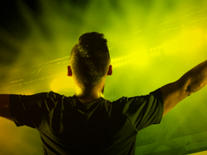 Ponte la camiseta del teatro